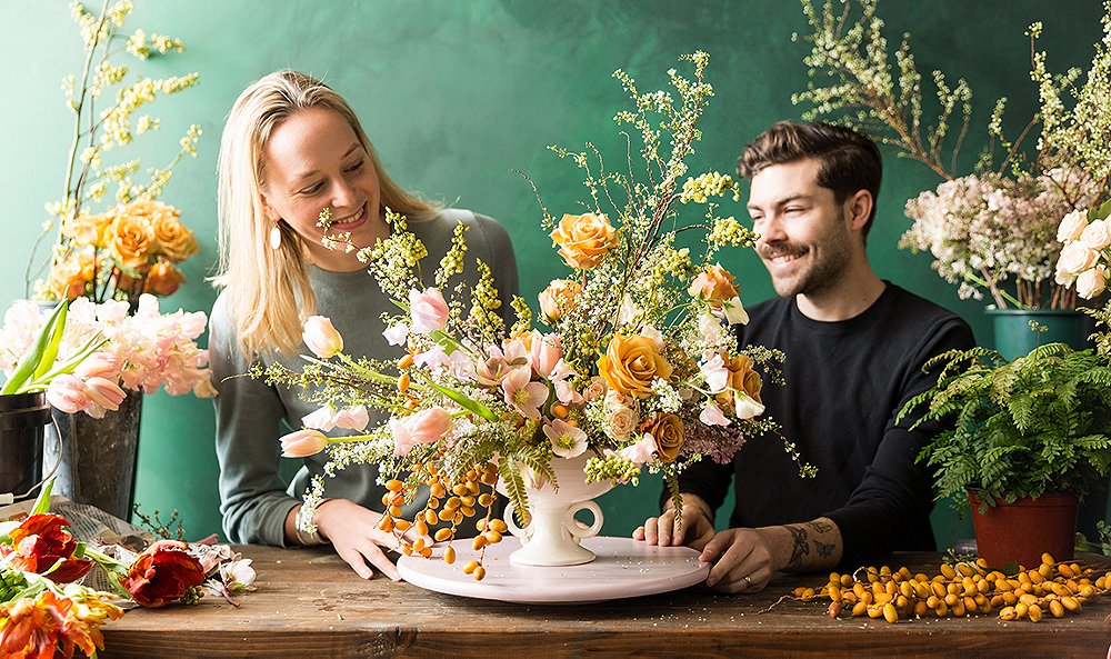 Tips to help you find florists and planners