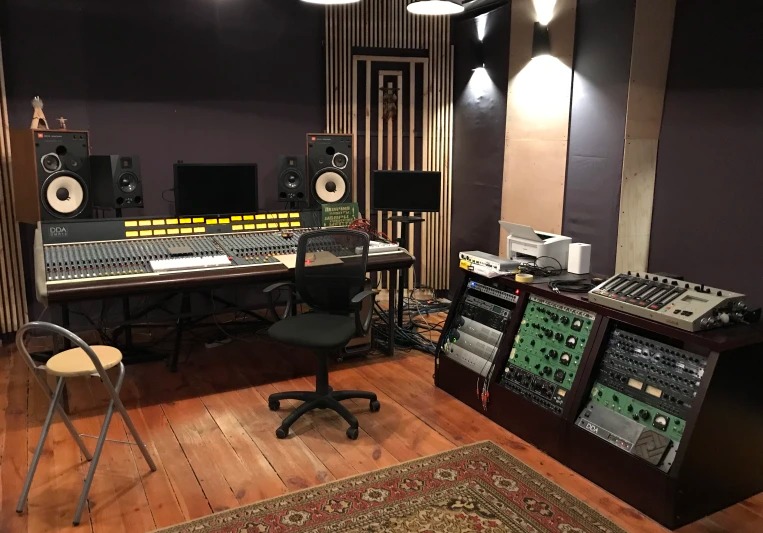 How to Find a Recording Studio That's Perfect For You